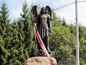 Św. Michał Archanioł nad Bieszczadami