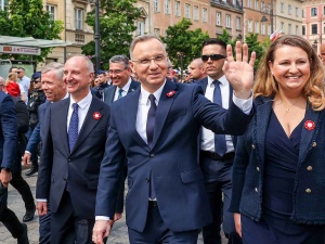 10 lat Andrzeja Dudy. Nie reprezentował salonów, pozostał bliski zwykłym Polakom