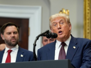 Wydałem rozkaz . Trump odpowiada na prowokacje Rosji