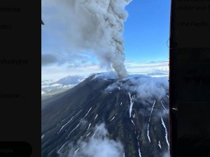 Silne trzęsienie ziemi i historyczna erupcja wulkanu - niespokojnie na wschodzie Rosji