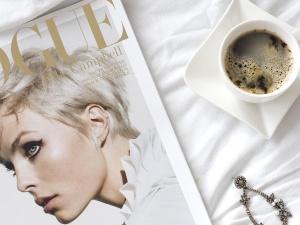 Dla czytelniczek to już zbyt wiele. Rezygnują z prenumeraty Vogue
