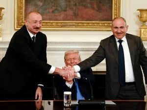 Donald Trump doprowadził do podpisania pokojowej deklaracji pomiędzy prezydentami Armenii i Azerbejdżanu