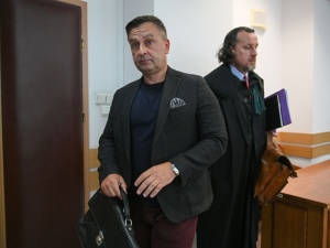 Proces Zbigniewa Komosy przeciwko Jarosławowi Kaczyńskiemu. Jest decyzja sądu