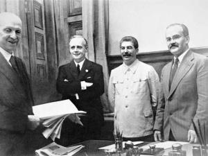 86 lat temu podpisano pakt Ribbentrop–Mołotow. Droga do totalnej eksterminacji Polaków