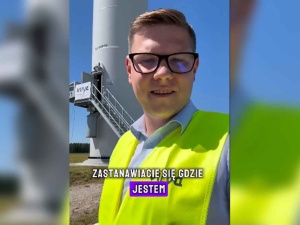 Posłowie KO na imprezie wiatrakowego koncernu z Belgii