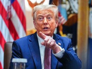Donald Trump chce anulować miliardy dolarów na USAID