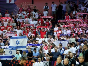 Mecz Polska–Izrael. Hymn Izraela wygwizdany, na trybunach flagi Palestyny