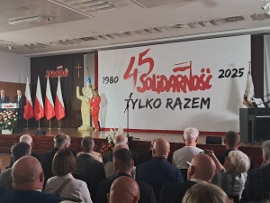 Tylko Razem! Solidarność świętuje 45-lecie w Sali BHP Stoczni Gdańskiej. Relacja na żywo