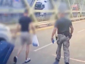 Ukrainiec, który groził Polakom podpaleniami został deportowany. Jest nagranie