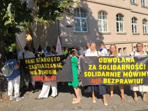 Dyrektor SOSW w Żaganiu odwołano po tym, jak wypłaciła nauczycielom zaległe świadczenia. Solidarność protestuje
