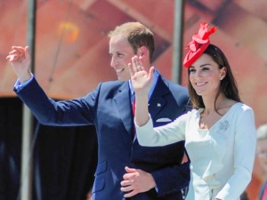 Pałac Buckingham. William przejmuje tytuł Kate