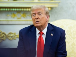 Trump na spotkaniu koalicji chętnych: Przestańcie kupować wreszcie rosyjską ropę