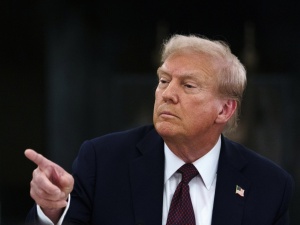Administracja Donalda Trumpa rozważa nałożenie sankcji na urzędników UE