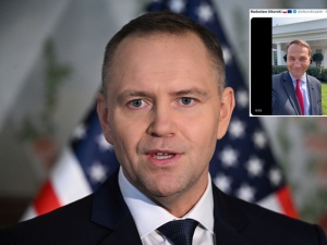 Nawrocki odpowiada na tweety Sikorskiego: Proszę poprawić zbroję i zachować powagę