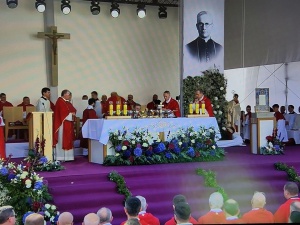 Kard. Schönborn w czasie pierwszej beatyfikacji w historii Estonii: Godzi się, aby pasterz pozostał przy swojej owczarni