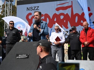 Ogólnopolska Manifestacja Więzienników. Szef S Piotr Duda: Dialog został pogrzebany!