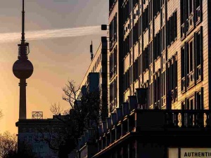 Berlin bez prądu. Podpalenie słupów energetycznych z pobudek politycznych