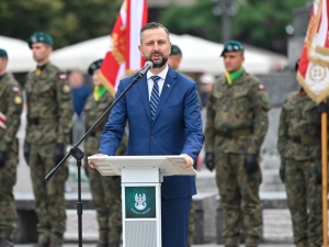 Szef MON o Wschodniej Straży: „NATO daje twardą, jasną odpowiedź”