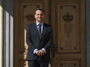 Sikorski kapituluje przed Niemcami. „Reparacje? Życzę powodzenia”