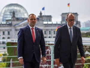 Niemieckie media po spotkaniu Nawrocki-Merz: Ignorowanie kwestii reparacji jest lekkomyślne