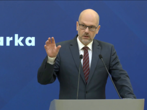 Tusk nie zmienia linii politycznej. Minister Berek zapowiada dalsze „przywracanie praworządności”