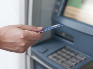 Niemiecki bank całkowicie likwiduje bankomaty. Powód: postępująca cyfryzacja