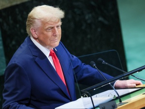 Trump: NATO powinno zestrzeliwać rosyjskie samoloty naruszające przestrzeń jego członków