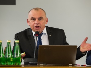 Szef handlowej S Alfred Bujara: Ponad 800 tys. pracowników handlu pracuje na najniższej krajowej