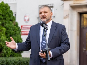 Żurek zadecydował o przerwaniu w czynnościach służbowych sędziego Iwańca. Prawnicy: To żart?