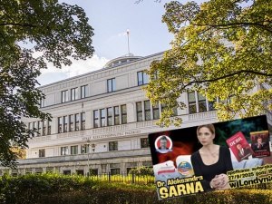 Skandal w Senacie. Za pieniądze podatników promowano książki uderzające w polskich prezydentów