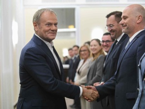  Donald Tusk ma gest. Darmowe mieszkania dla wicepremierów i ministrów 