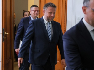 Jeśli na czele państwa stoi drań, służby mogą dogadzać jego drańskim intencjom
