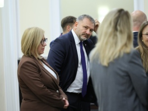 Dwa lata rządów Tuska. Wielkie zapowiedzi, małe efekty i rosnące rozczarowanie