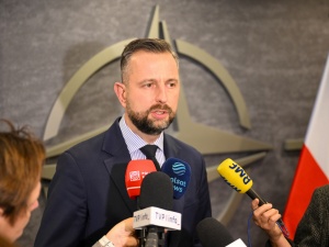 Szef MON: Potwierdziliśmy sojusznicze zobowiązania między USA a Polską