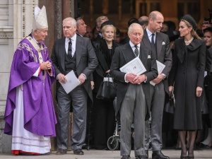 Pałac Buckingham. Stało się. Książę rezygnuje