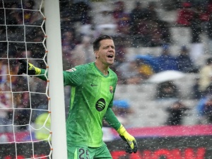 Szczęsny zniknął przed meczem. Kibice nie wiedzieli, co się dzieje