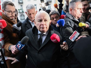 Jarosław Kaczyński w prokuraturze. Mocne słowa do dziennikarzy