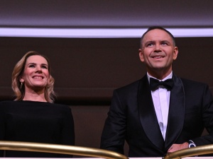 Prezydent Nawrocki jak James Bond, a Trzaskowski zaliczył wpadkę. Co za Shrek