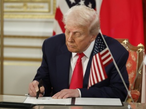 Trump nie wyklucza ubiegania się o trzecią kadencję. Jego zaplecze ma „plan”