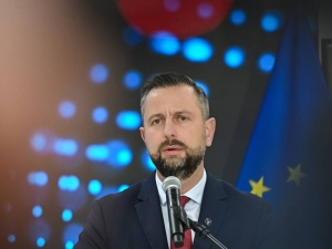 „Minister Kosiniak-Kamysz realnie nie steruje tym, co się dzieje w resorcie obrony narodowej”