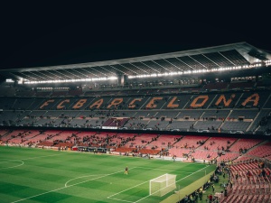 „Bóg mnie ocalił”. Słynny piłkarz i legenda FC Barcelony został kaznodzieją