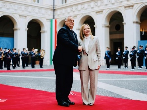 Doradca Orbana: Włoskie media zmanipulowały słowa premiera ws. rozmów z Trumpem