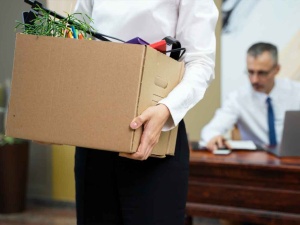 Znana firma ogłasza zwolnienia. 14 tys. osób straci pracę