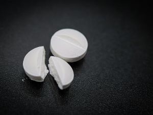 Senatorowie USA walczą z „Frankensteinem” - zabójczy opioid zalewa Amerykę