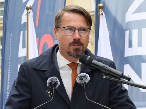 Polska będzie spłacać ukraińskie odsetki do 2068 roku? Poseł Płaczek ujawnia odpowiedź z MF