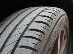 Ten kraj zaostrza przepisy. Wysokie mandaty za brak opon zimowych