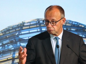 Niemcy: Blisko trzy czwarte Niemców niezadowolonych z pracy kanclerza Merza [SONDAŻ]