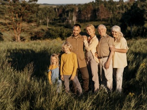 „Wsteczne 800 plus” dla rodziców? Sejm wydał opinię