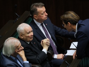 Polacy wierzą w powrót PiS. Sondaż nie pozostawia wątpliwości