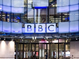 Dyrektor generalny BBC podał się do dymisji po zmanipulowaniu słów Donalda Trumpa